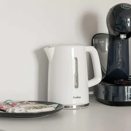 Tasteful With Parking Near The Center Of By Renters Apartament *