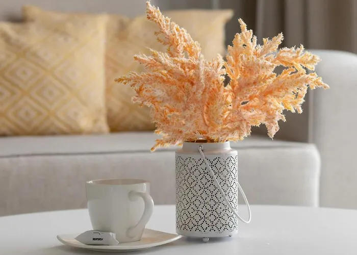 Tasteful With Parking Near The Center Of By Renters *